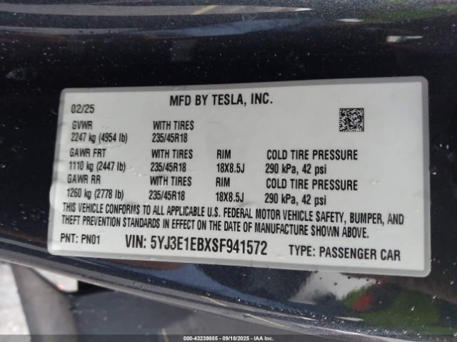 2025 TESLA MODEL 3 5YJ3E1EBXSF941572 Photo 8