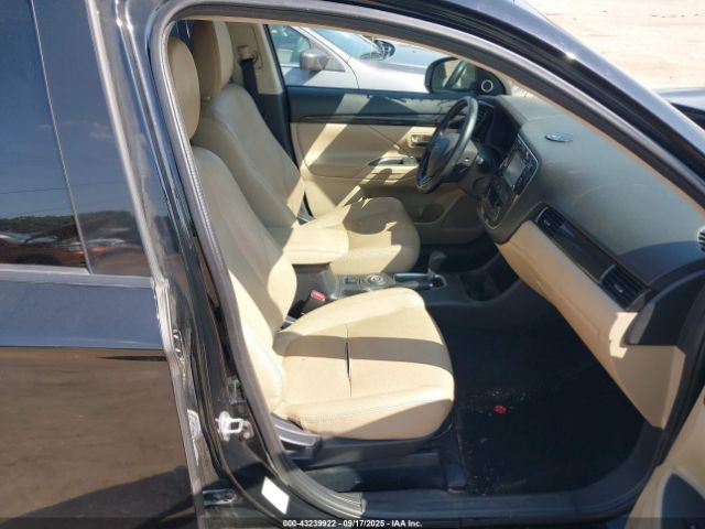 2016 MITSUBISHI OUTLANDER JA4AZ3A31GZ038860 Photo 4