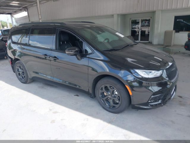 2024 CHRYSLER PACIFICA HYBRID 2C4RC1S77RR104051