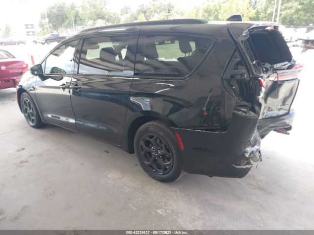 2024 CHRYSLER PACIFICA HYBRID 2C4RC1S77RR104051 Photo 2