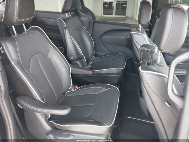 2024 CHRYSLER PACIFICA HYBRID 2C4RC1S77RR104051 Photo 7