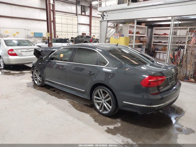 1VWAT7A34GC053187 Volkswagen Passat 1.8t R-line