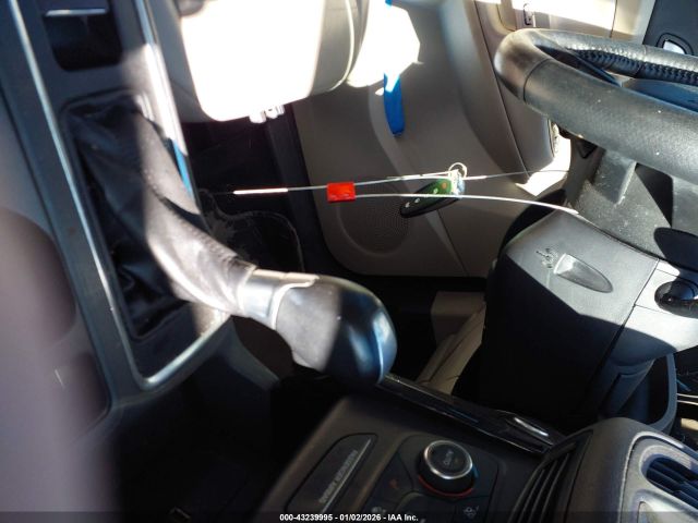 2017 FORD ESCAPE 1FMCU0JD4HUF10676 Photo 10