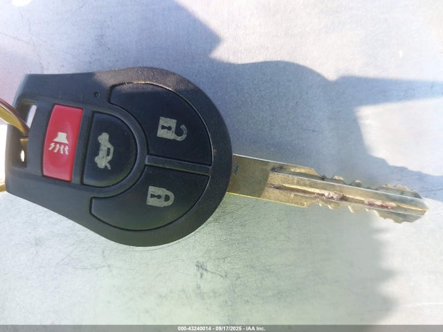 3N1CN7AP4EL822705 Nissan 2014