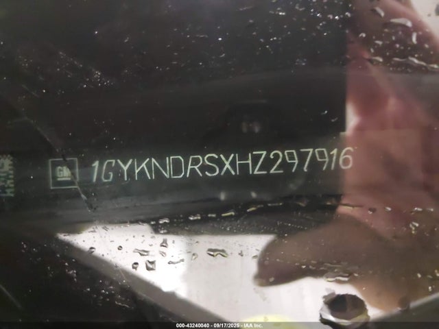 2017 CADILLAC XT5 1GYKNDRSXHZ297916 Photo 8