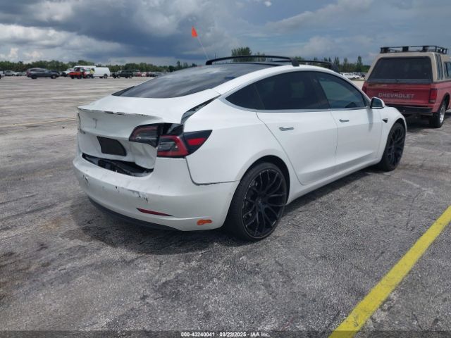 2019 TESLA MODEL 3 5YJ3E1EA3KF401701 Photo 3