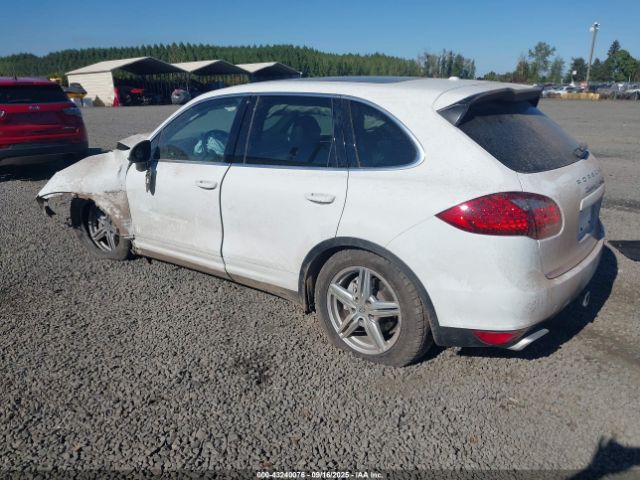 2013 PORSCHE CAYENNE HYBRID WP1AE2A26DLA14490 Photo 2
