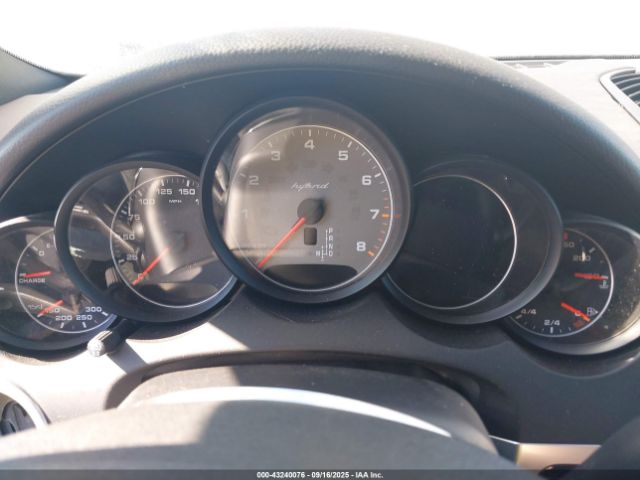 2013 PORSCHE CAYENNE HYBRID WP1AE2A26DLA14490 Photo 6
