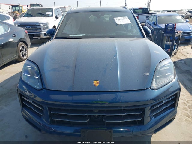 Porsche Cayenne 2024 WP1AA2AY6RDA04589 Image 12