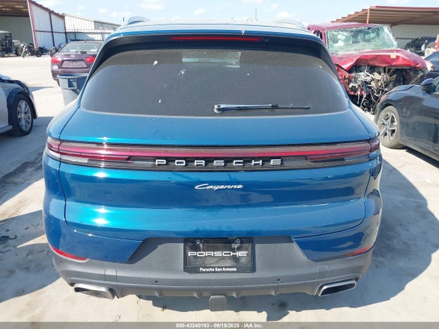 Porsche Cayenne 2024 WP1AA2AY6RDA04589 Image 16