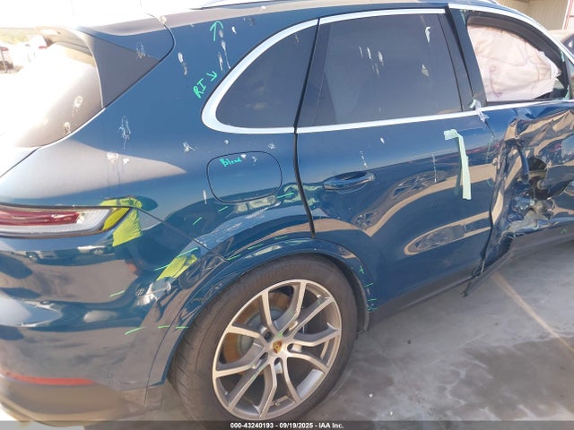 Porsche Cayenne 2024 WP1AA2AY6RDA04589 Image 17