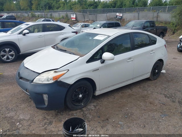 Продажа на аукционе авто 2014 Toyota Prius Two, vin: JTDKN3DU5E0360932, номер лота: 43240255