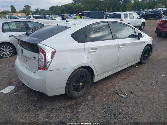 Продажа на аукционе авто 2014 Toyota Prius Two, vin: JTDKN3DU5E0360932, номер лота: 43240255