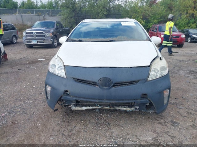 Продажа на аукционе авто 2014 Toyota Prius Two, vin: JTDKN3DU5E0360932, номер лота: 43240255