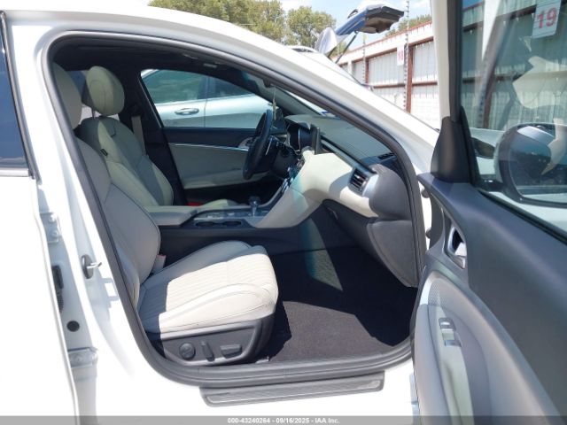 2023 GENESIS G70 KMTG34TA4PU112368 Photo 4