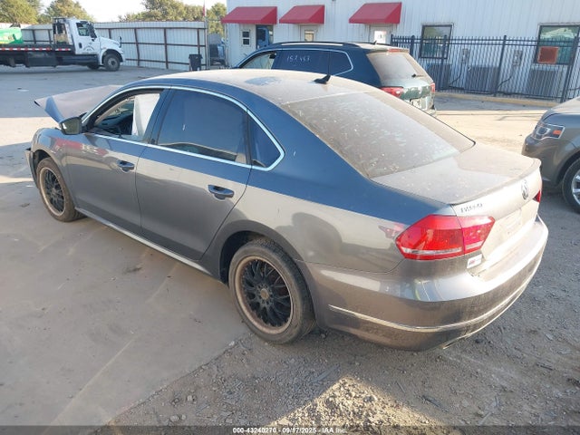 Volkswagen 2014 2014 1VWCN7A39EC083463 Image 3