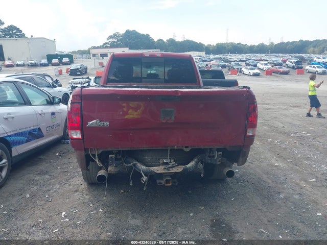 43240329 :رقم المزاد ، 1C6RR6GT4FS561533 vin ، 2015 Ram 1500 مزاد بيع