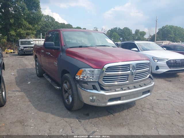 43240329 :رقم المزاد ، 1C6RR6GT4FS561533 vin ، 2015 Ram 1500 مزاد بيع