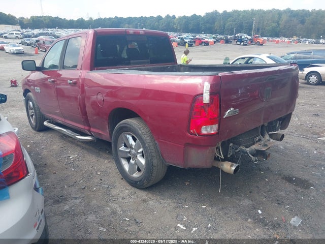 43240329 :رقم المزاد ، 1C6RR6GT4FS561533 vin ، 2015 Ram 1500 مزاد بيع