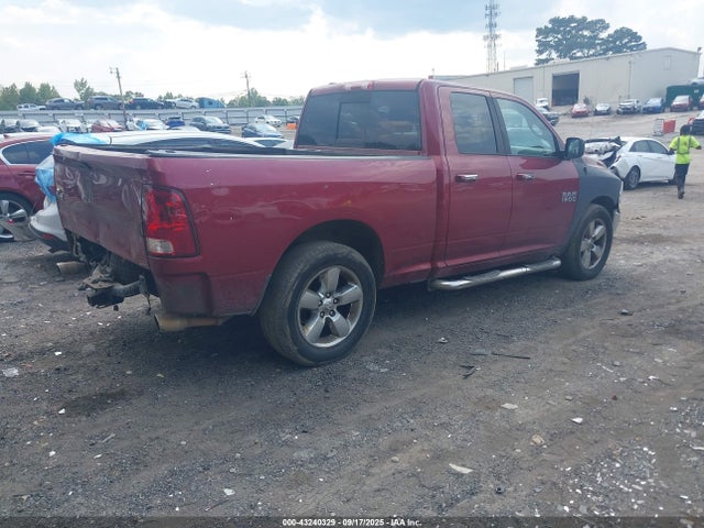 43240329 :رقم المزاد ، 1C6RR6GT4FS561533 vin ، 2015 Ram 1500 مزاد بيع