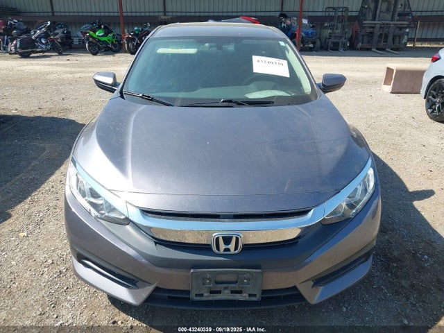 Aukcja sprzedaży 2018 Honda Civic Lx, vin: 19XFC2F56JE022531, numer aukcji: 43240339