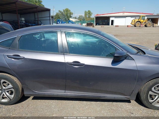 Aukcja sprzedaży 2018 Honda Civic Lx, vin: 19XFC2F56JE022531, numer aukcji: 43240339