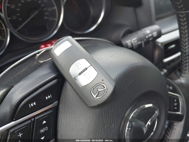 JM3KE4DY9G0784617 Mazda py