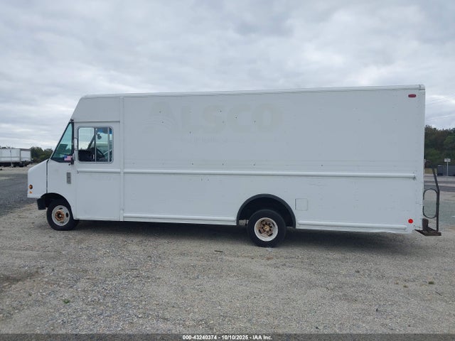 43240374 :رقم المزاد ، 1FC4E4KL2ADA89940 vin ، 2010 Ford E-450 Stripped مزاد بيع