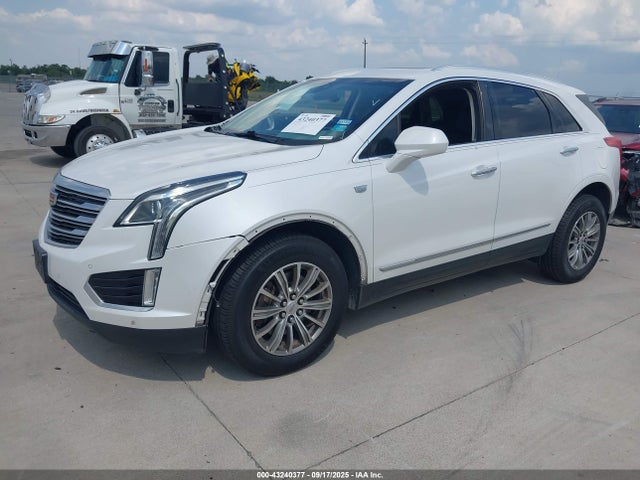 2018 CADILLAC XT5 1GYKNCRS5JZ106502 Photo 1