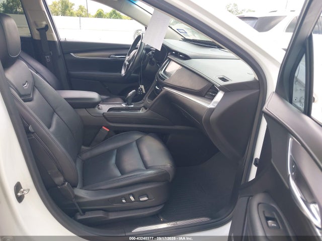 2018 CADILLAC XT5 1GYKNCRS5JZ106502 Photo 4