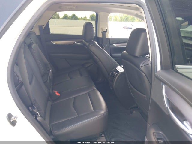 2018 CADILLAC XT5 1GYKNCRS5JZ106502 Photo 7