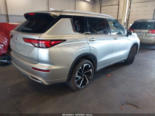 2022 MITSUBISHI OUTLANDER JA4J3VA86NZ092788 Photo 3