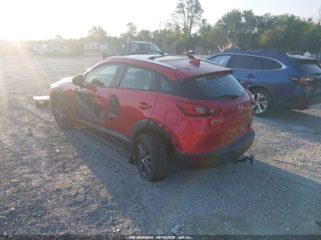 2018 MAZDA CX-3 JM1DKDC73J1307475 Photo 2
