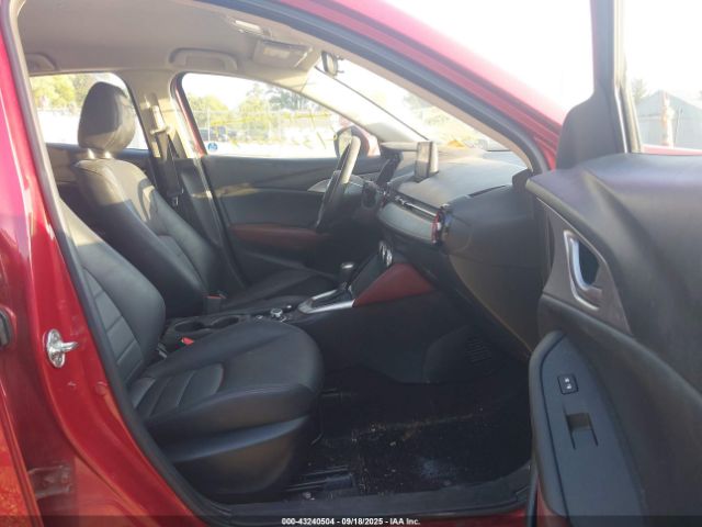 2018 MAZDA CX-3 JM1DKDC73J1307475 Photo 4