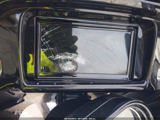 2018 HARLEY-DAVIDSON FLTRXS 1HD1KTC12JB685529 Photo 6