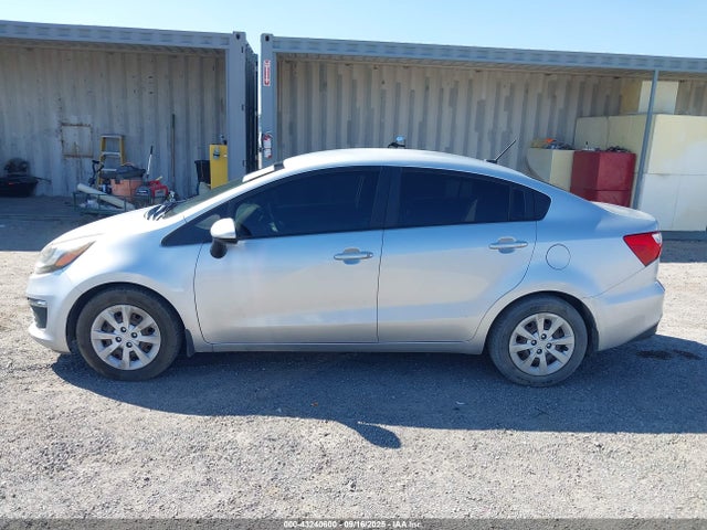 KIA gamma 2016 KNADM4A38G6564845 Image 14