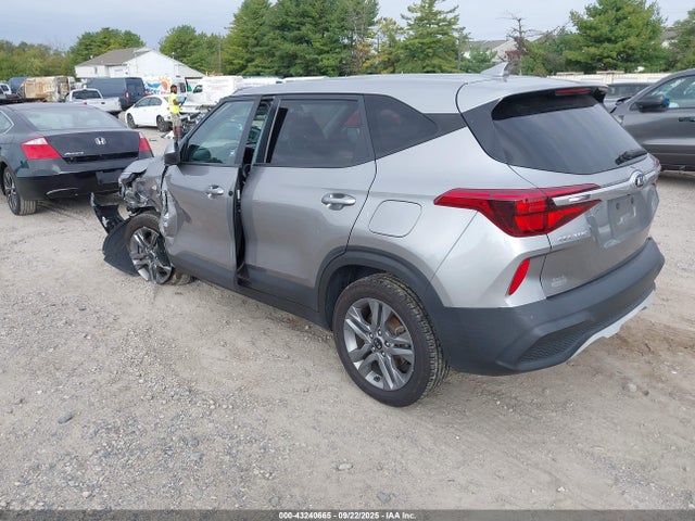 Продажа на аукционе авто 2021 Kia Seltos Lx, vin: KNDEPCAA1M7162517, номер лота: 43240665