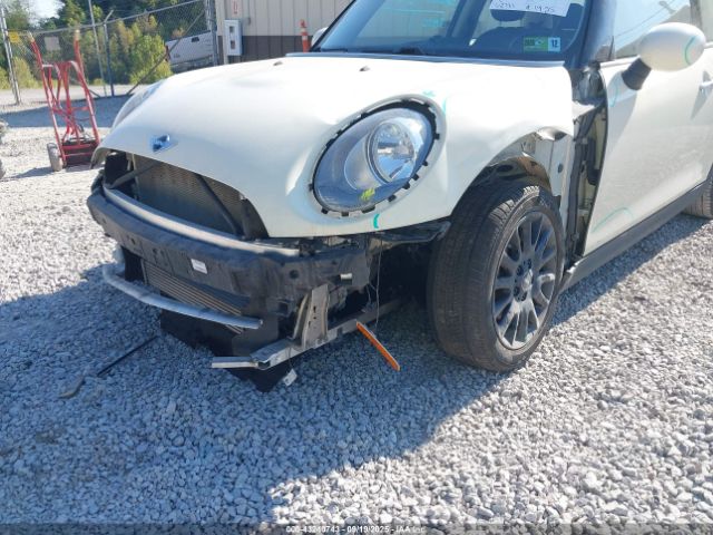 2018 MINI HARDTOP WMWXP5C56J2G62413 Photo 5