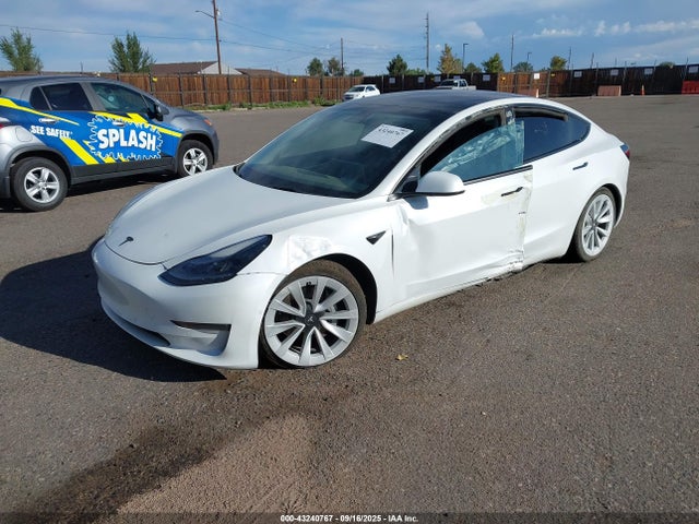 2022 TESLA MODEL 3 5YJ3E1EB3NF132743 Photo 1