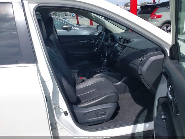 Nissan 2020 2020 5N1AT2MT2LC769075 Image 5