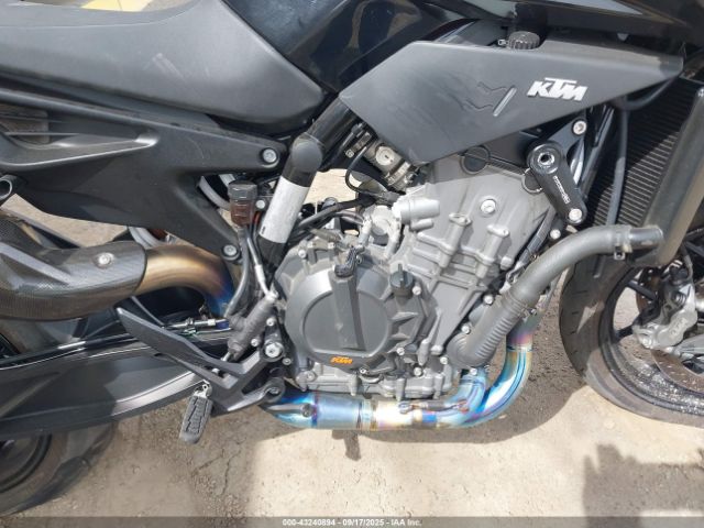 2022 KTM 890 VBKTU9409NM829597 Photo 7
