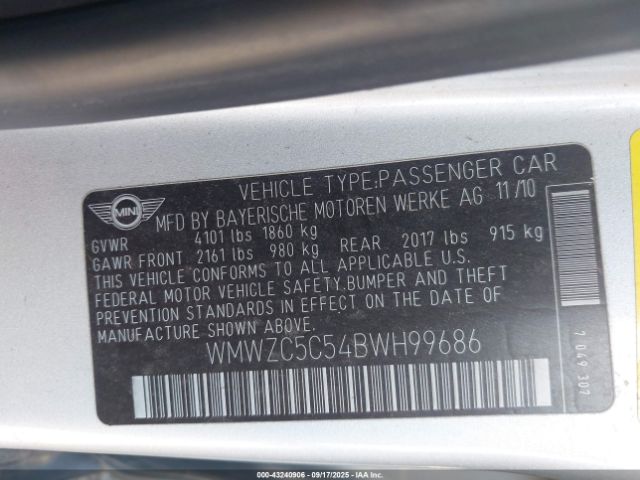 2011 MINI COOPER S COUNTRYMAN WMWZC5C54BWH99686 Photo 8