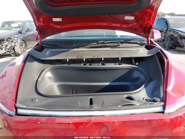 2026 TESLA MODEL Y 7SAYGDED6TA431143 Photo 9