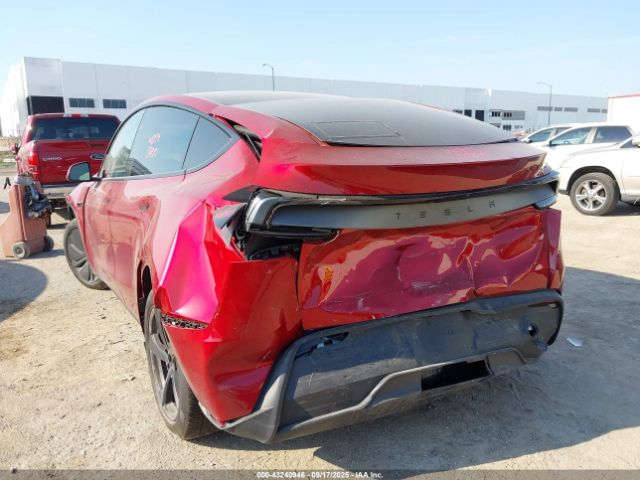 2026 TESLA MODEL Y 7SAYGDED6TA431143 Photo 2