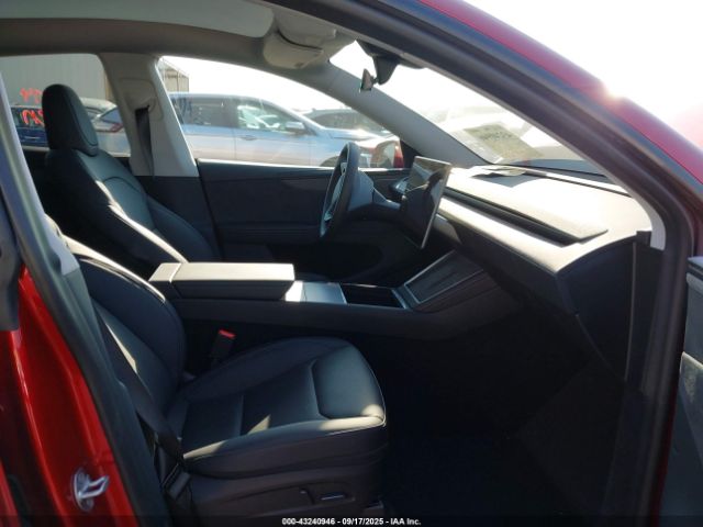 2026 TESLA MODEL Y 7SAYGDED6TA431143 Photo 4