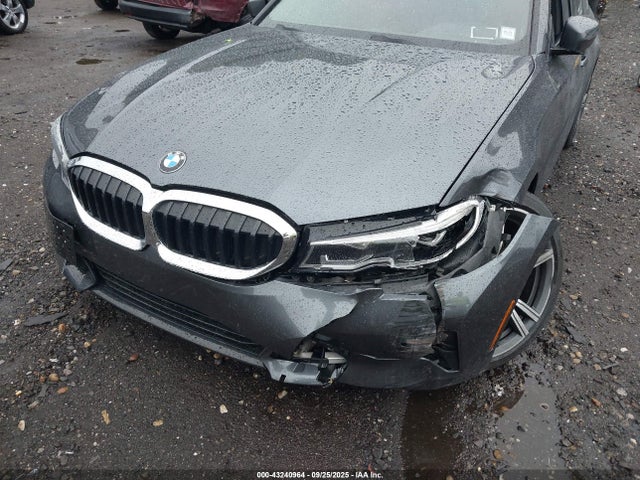 2022 BMW 330I 3MW5R1J05N8C46584 Photo 5