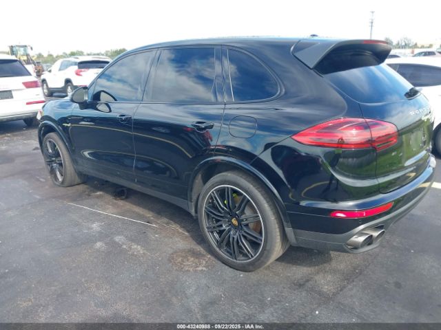 2017 PORSCHE CAYENNE E-HYBRID WP1AE2A29HLA75399 Photo 2
