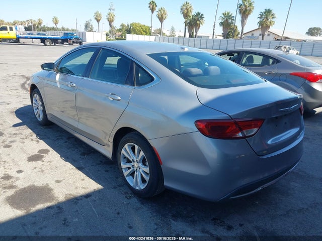 Chrysler 200 Limited 2015 1C3CCCAB6FN638095 Image 3