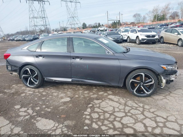 1HGCV1F38KA053582 Honda Accord Sport