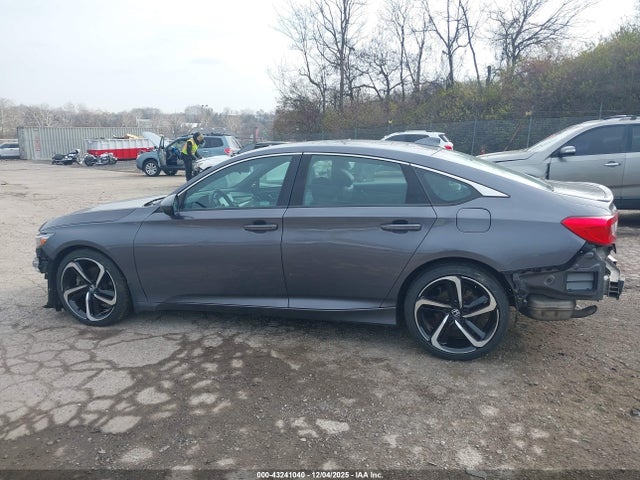 1HGCV1F38KA053582 Honda Accord Sport